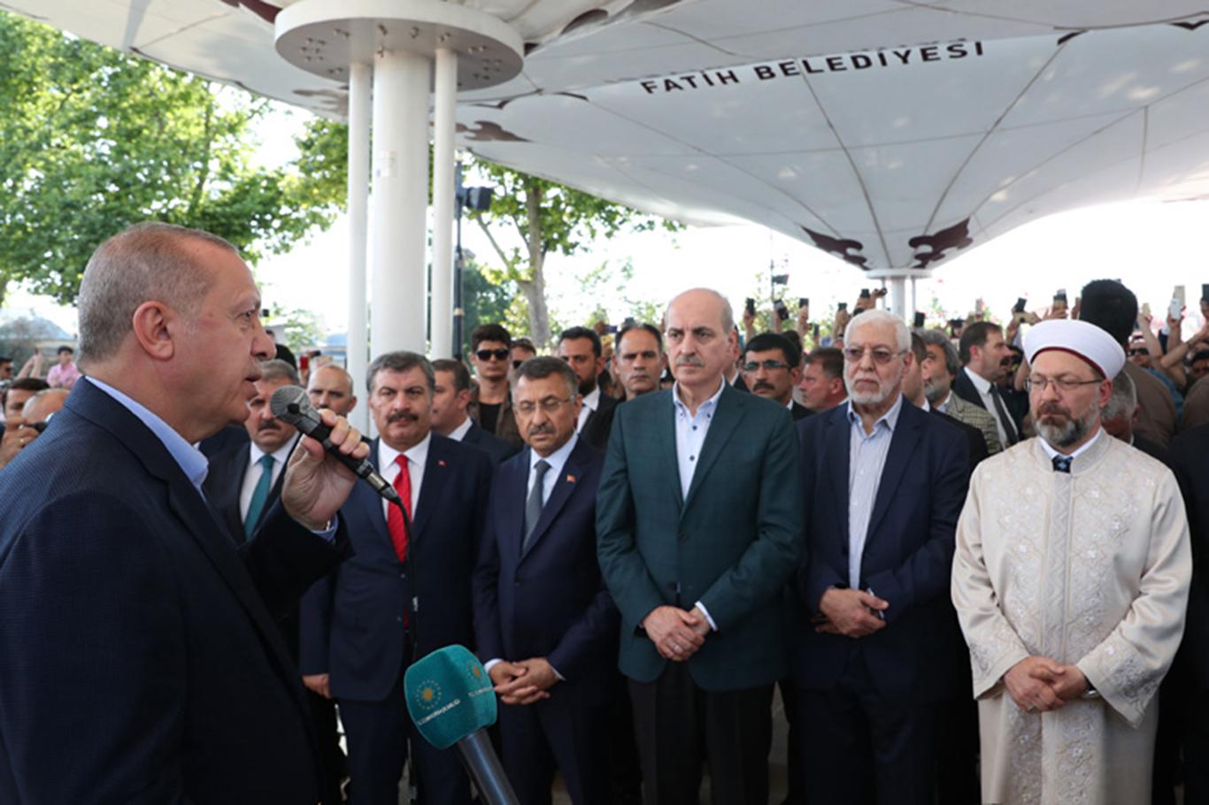 Cumhurbaşkanı Erdoğan: Demokrasi şehidi diye bir şey olmaz